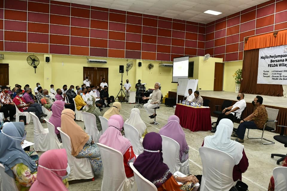 Majlis Perjumpaan Pengerusi FELDA Bersama Kepimpinan FELDA Wilayah Segamat 03